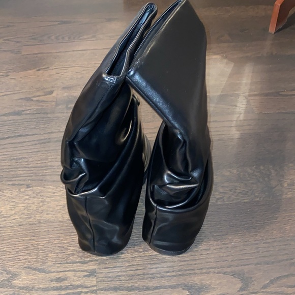 Azalea Wang brand new with box “mate black”boots - Picture 7 of 8